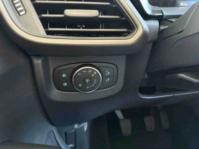 Ford Tourneo Courier 1.0i Ecoboost 125 Trend