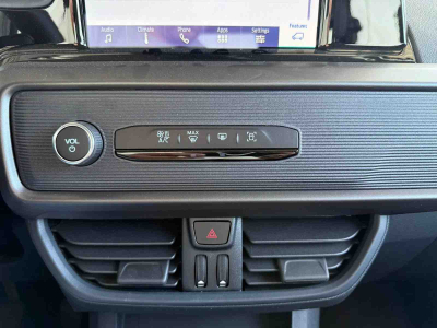 Ford Tourneo Courier 1.0i Ecoboost 125 Trend