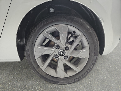 Opel Corsa 1.2 TURBO 101 Edition