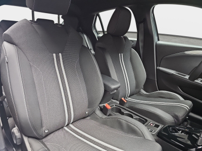 Opel Corsa 1.2 TURBO E-DCT 110 GS