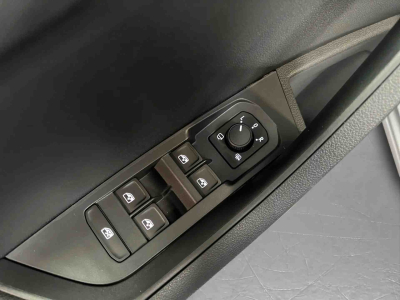 Skoda Karoq 1.5 TSi 150 DSG SELECTION +