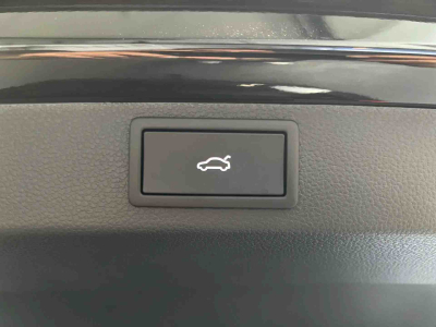 Skoda Karoq 1.5 TSi 150 DSG SELECTION +