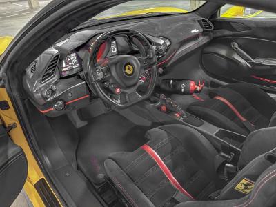 Ferrari 488 Pista FERRARI WARRANTY/CARBON SPEC/ LIFT/ FULL FERRARI SERVICE