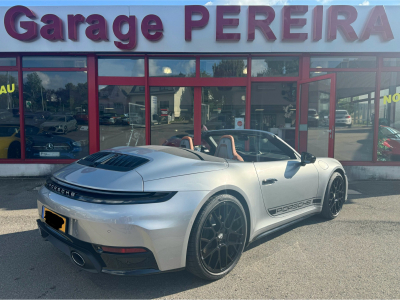 Porsche 992 FACELIFT CARRERA CABRIO PACK CHRONO BOSE CUIR NAVI 1 HAND