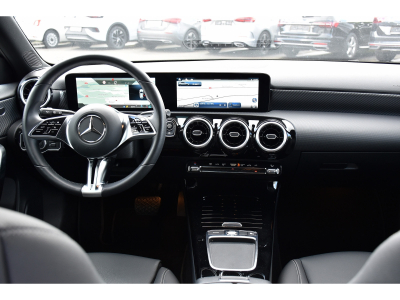 Mercedes-Benz A 180 CDI Progressive 8G-DCT