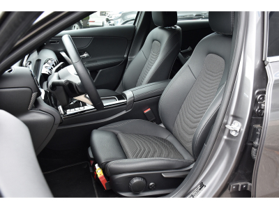 Mercedes-Benz A 180 CDI Progressive 8G-DCT