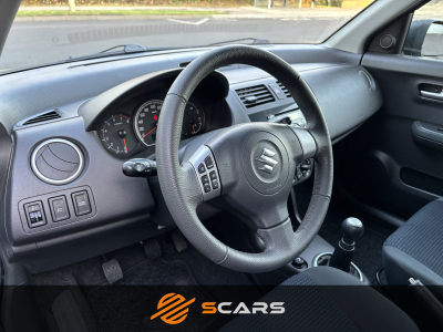Suzuki Swift 1.3 92cv