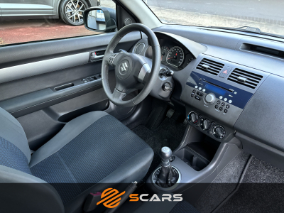 Suzuki Swift 1.3 92cv