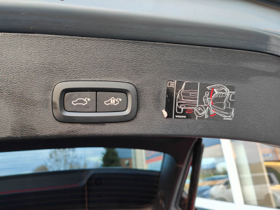 Volvo XC40 1.5 T3 GPS SIEGES VOLANT CHAUFFANTS CAMERA