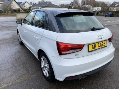 Audi A1 1,4TFsi Sportback S-Tronic 125cv