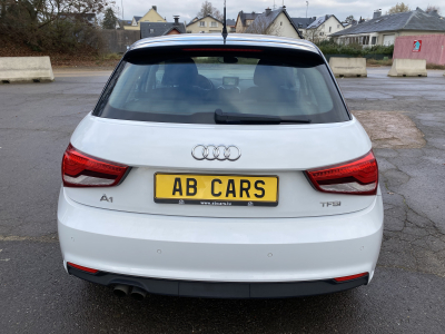 Audi A1 1,4TFsi Sportback S-Tronic 125cv