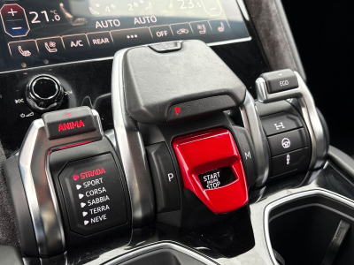 Lamborghini Urus Urus 4.0 V8 Autom./23Zoll/HEADUP/KERAMIK/NACHTSI