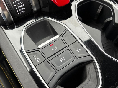 Lamborghini Urus Urus 4.0 V8 Autom./23Zoll/HEADUP/KERAMIK/NACHTSI