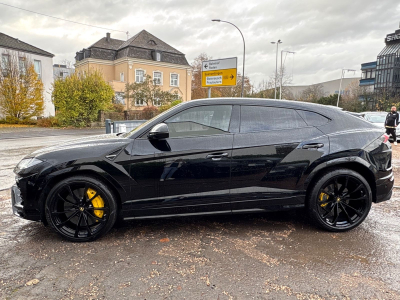 Lamborghini Urus Urus 4.0 V8 Autom./23Zoll/HEADUP/KERAMIK/NACHTSI