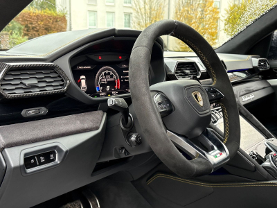 Lamborghini Urus Urus 4.0 V8 Autom./23Zoll/HEADUP/KERAMIK/NACHTSI