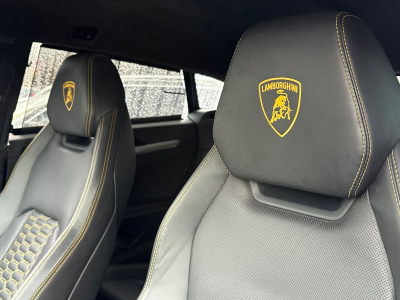 Lamborghini Urus Urus 4.0 V8 Autom./23Zoll/HEADUP/KERAMIK/NACHTSI