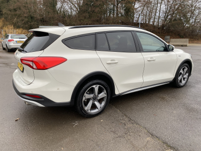 Ford Focus Focus Clipper Active 1.5 EcoBlue Apple Carplay Camera