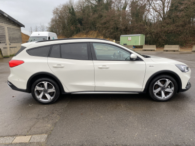 Ford Focus Focus Clipper Active 1.5 EcoBlue Apple Carplay Camera