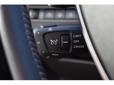 Peugeot 3008 1.6 Hybrid PHEV 180 Allure e-EAT8