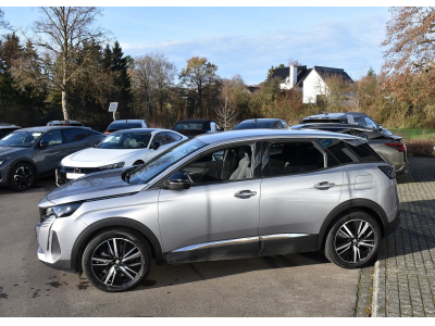 Peugeot 3008 1.6 Hybrid PHEV 180 Allure e-EAT8