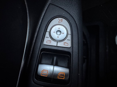 Mercedes-Benz Vito MERCEDES-BENZ VITO PRO LANG NAVI KAMERA