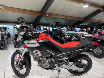 Aprilia Tuareg 660 Martian Red