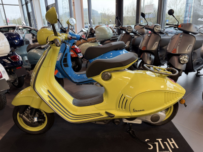 Vespa 946 Bunny