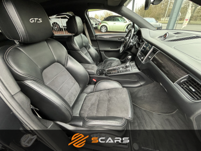 Porsche Macan GTS 3.0 Bi-Turbo 360cv