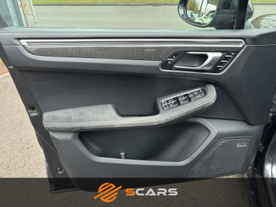 Porsche Macan GTS 3.0 Bi-Turbo 360cv