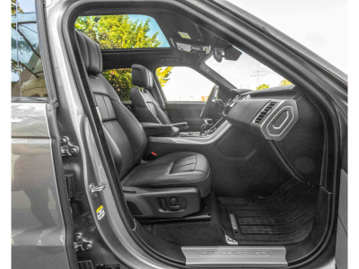 Land-Rover Range Rover Sport 3.0 SDV6 HSE DYN/NEW ENGINE BY L.ROVER