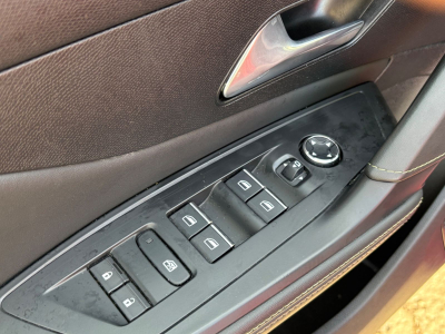 Peugeot e-308 308 GT