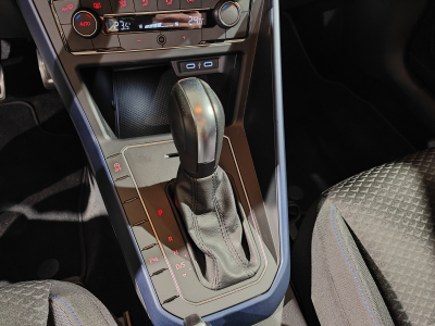 Volkswagen Polo 1.0 TSI DSG CARPLAY RADAR AV/ARR CLIM AUTO