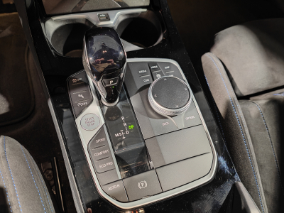 BMW 118 118iA PACK M CARPLAY SIEGES SPORT CHAUFF CAMERA