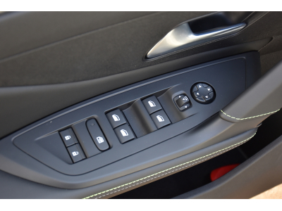 Peugeot 408 1.2 PureTech GT EAT8