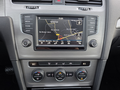 Volkswagen Golf VII 2.0 TDI 150 DSG PANO NAVI