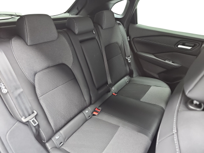 Nissan Qashqai 1.3 DIG-T MHEV 140 N-Connecta