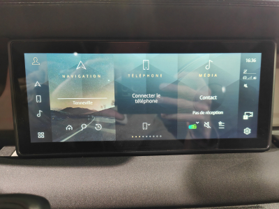 Land-Rover Defender 110 D240 SE 4X4 7PLACES