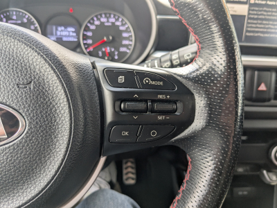 Kia Picanto 1.0i X-LINE GPS CUIR CLIM SIEGES ET VOLANT CHAUFFANTS