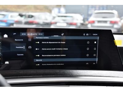 Peugeot 3008 1.2 Hybrid 145 Allure e-DSC6