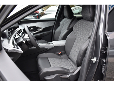 Peugeot 3008 1.2 Hybrid 145 Allure e-DSC6