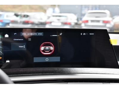 Peugeot 3008 1.2 Hybrid 145 Allure e-DSC6