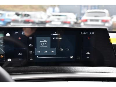 Peugeot 3008 1.2 Hybrid 145 Allure e-DSC6