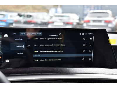 Peugeot 3008 1.2 Hybrid 145 Allure e-DSC6