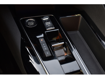 Peugeot 3008 1.6 Hybrid PHEV 180 Allure e-EAT8