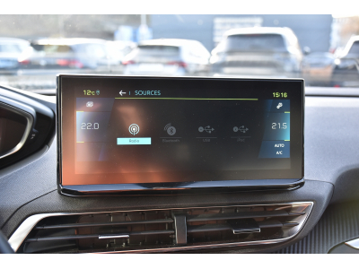 Peugeot 3008 1.6 Hybrid PHEV 180 Allure e-EAT8