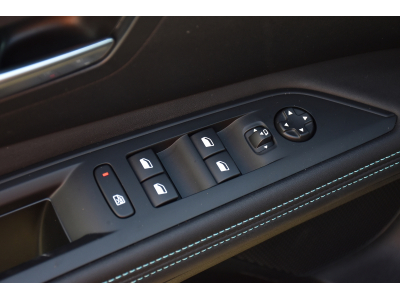 Peugeot 3008 1.6 Hybrid PHEV 180 Allure e-EAT8