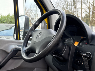 Mercedes-Benz Sprinter II 519 / Schiebeladeflache/