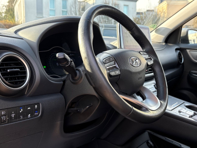 Hyundai Kona Premium Elektro 2WD