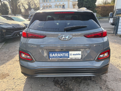 Hyundai Kona Premium Elektro 2WD