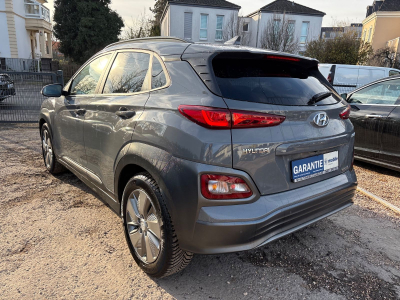 Hyundai Kona Premium Elektro 2WD